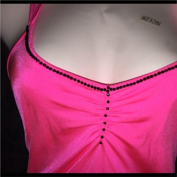 Bedazzled Hot Pink short dress - Picture 5 of 5